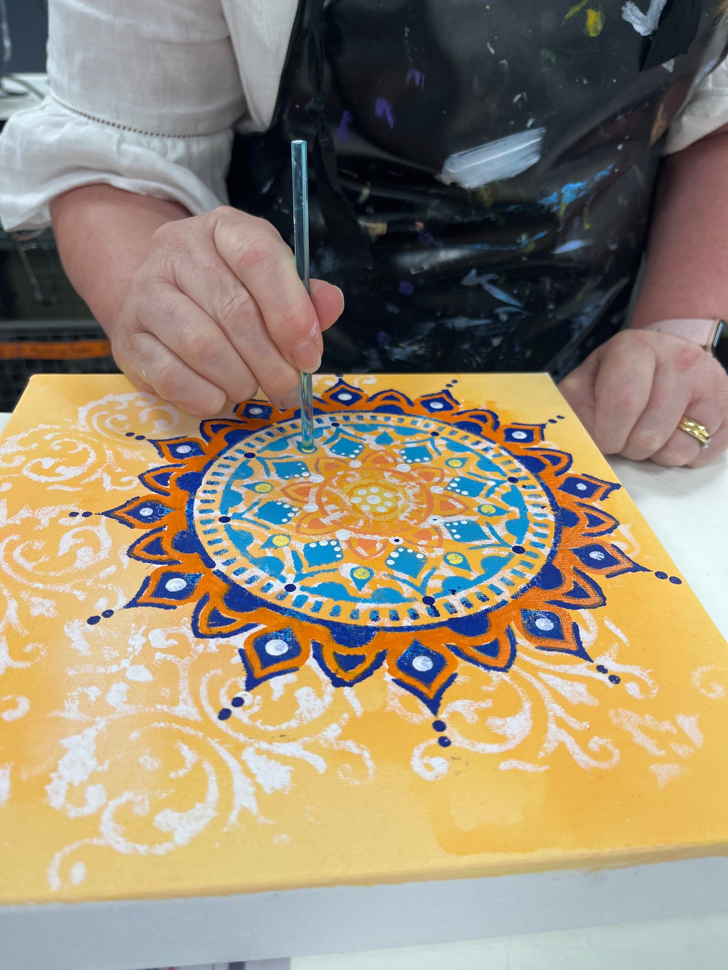 Holiday Workshop: Mandala Dot Painting